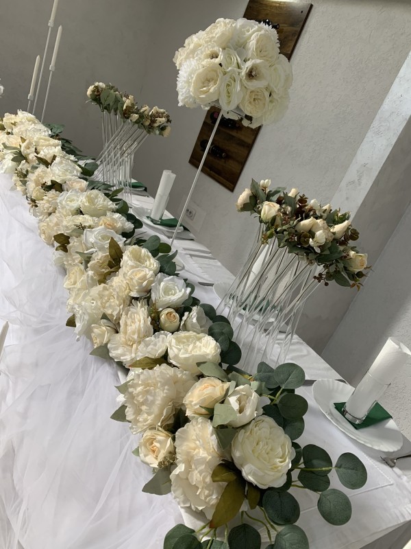 dada-cvetna-dekoracija-za-vencanje-14